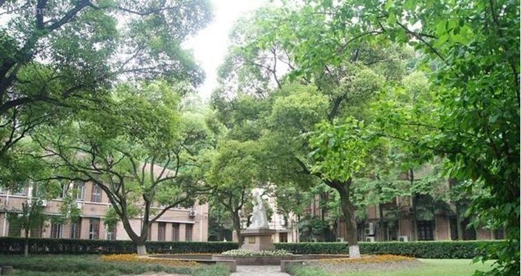 东华大学怎么样？东华大学好不好？